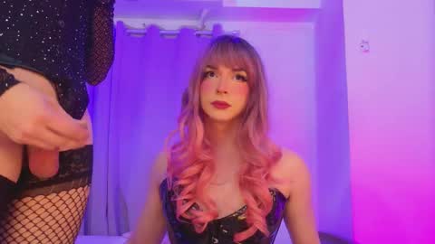 Snapshot of reginarose chatting on January 12, 2026, 1:33 am reginarose online show from January 12, 2026, 1:33 am