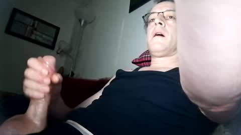 Snapshot of regularguy20 chatting on January 18, 2026, 11:47 am regularguy20 online show from January 18, 2026, 11:47 am