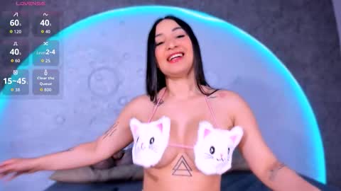 Snapshot of reiinachloe chatting on February 20, 2026, 4:40 pm reiinachloe online show from February 20, 2026, 4:40 pm