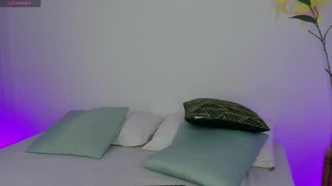 Reika  online show from March 28, 2026, 2:33 am