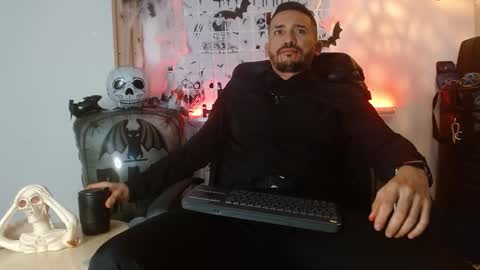   REIKO  online show from October 24, 2025, 3:52 pm