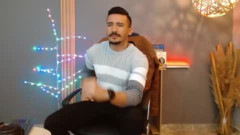   REIKO  online show from February 19, 2026, 4:14 pm