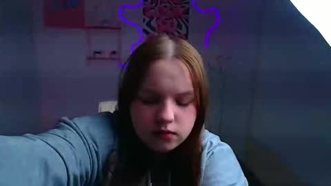 Snapshot of reinakitty_ chatting on January 13, 2026, 6:29 am Reina online show from January 13, 2026, 6:29 am