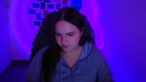 Snapshot of reinakitty_ chatting on February 21, 2026, 12:50 pm Reina online show from February 21, 2026, 12:50 pm