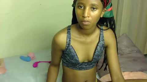 Snapshot of rellings_maya chatting on January 25, 2025, 2:36 pm rellings-maya online show from January 25, 2025, 2:36 pm