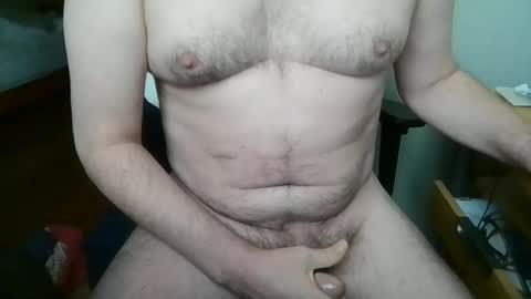 Snapshot of rembaud99 chatting on December 8, 2024, 7:11 pm rembaud99 online show from December 8, 2024, 7:11 pm