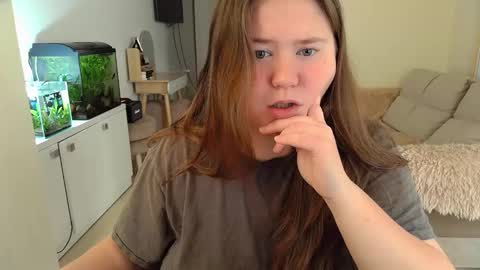 Snapshot of remirann_ chatting on March 5, 2025, 7:27 am Ann OF - remirann21 online show from March 5, 2025, 7:27 am