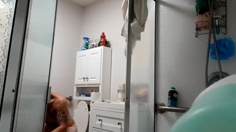 remshotdt online show from December 8, 2024, 4:57 am