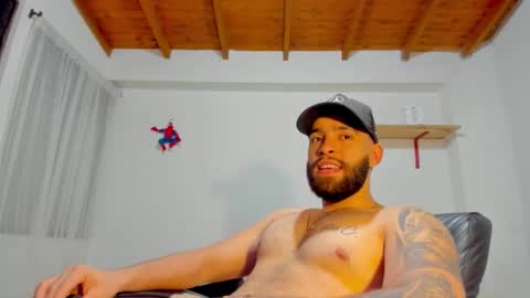 Rmy Steen online show from October 17, 2025, 12:47 am