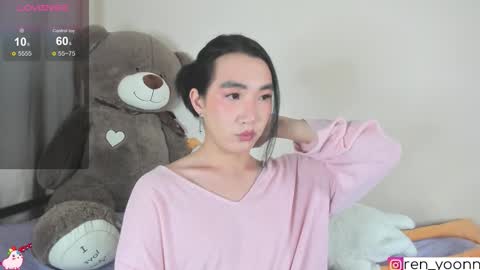 Ren online show from October 31, 2025, 3:18 am