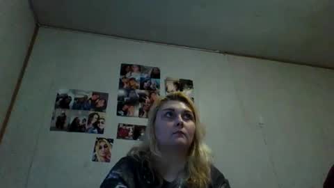 renaekayy27 online show from January 16, 2026, 9:19 pm