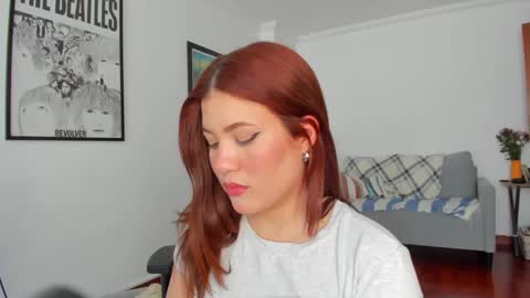 renata__20 online show from September 25, 2025, 8:45 pm