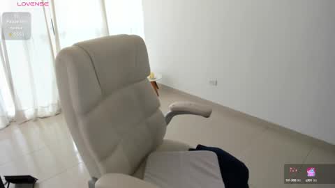 RENATA online show from February 27, 2025, 1:17 pm