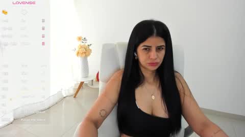 RENATA online show from September 19, 2025, 11:11 am