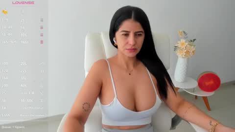 RENATA online show from October 10, 2025, 12:59 pm