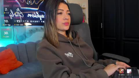 Snapshot of renatamason chatting on February 19, 2026, 1:07 pm Renata online show from February 19, 2026, 1:07 pm