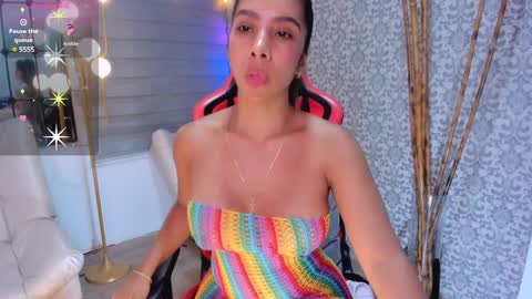 Renata Reyes online show from December 2, 2024, 12:52 am