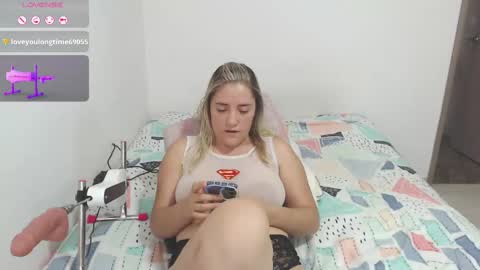 sofia online show from February 12, 2025, 9:54 pm