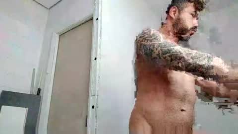 Snapshot of renatocavedon1 chatting on October 29, 2025, 5:14 pm renatocavedon1 online show from October 29, 2025, 5:14 pm