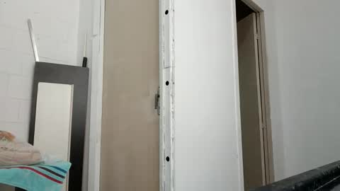 Snapshot of renatocavedon1 chatting on December 16, 2025, 6:13 pm renatocavedon1 online show from December 16, 2025, 6:13 pm