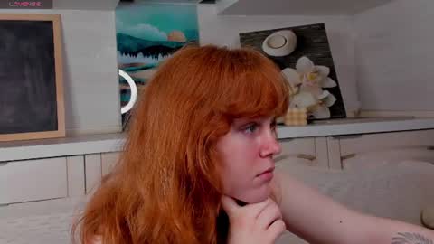 Snapshot of reneefoxy_ chatting on June 11, 2026, 1:16 am reneefoxy_ online show from June 11, 2026, 1:16 am