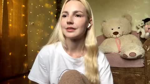 Helga online show from June 25, 2026, 11:59 am