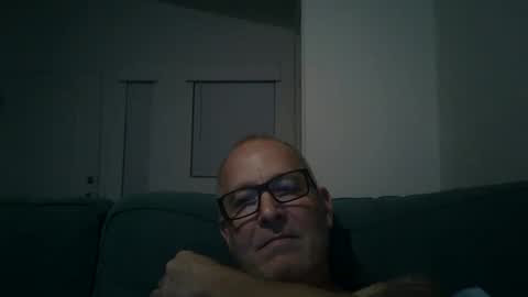 Snapshot of renewaz chatting on March 5, 2026, 2:40 am Renewaz online show from March 5, 2026, 2:40 am
