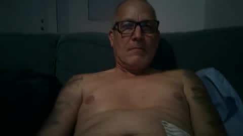 Snapshot of renewaz chatting on March 6, 2026, 2:08 am Renewaz online show from March 6, 2026, 2:08 am