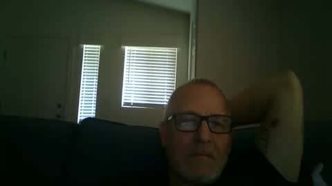 Snapshot of renewaz chatting on March 12, 2026, 6:47 pm Renewaz online show from March 12, 2026, 6:47 pm
