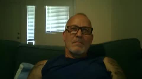 Snapshot of renewaz chatting on April 7, 2026, 7:47 pm Renewaz online show from April 7, 2026, 7:47 pm