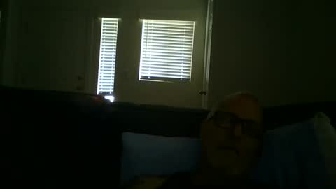 Snapshot of renewaz chatting on April 9, 2026, 6:46 pm Renewaz online show from April 9, 2026, 6:46 pm