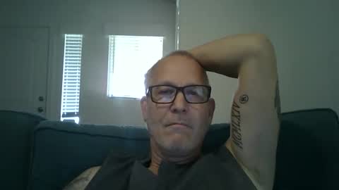 Snapshot of renewaz chatting on April 13, 2026, 4:45 pm Renewaz online show from April 13, 2026, 4:45 pm