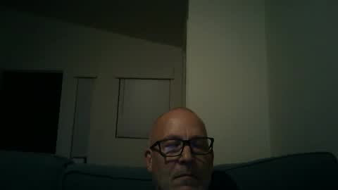 Snapshot of renewaz chatting on April 28, 2026, 2:49 am Renewaz online show from April 28, 2026, 2:49 am