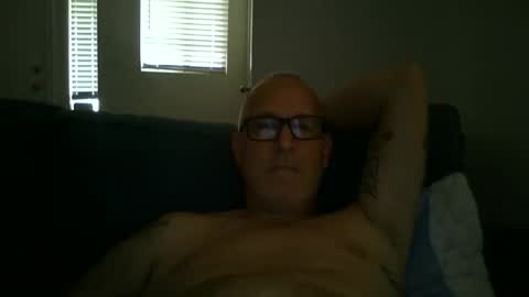 Snapshot of renewaz chatting on May 2, 2026, 7:08 pm Renewaz online show from May 2, 2026, 7:08 pm