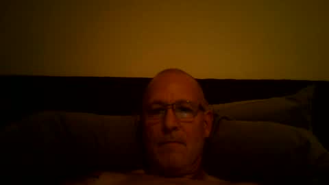 Snapshot of renewaz chatting on July 21, 2026, 2:58 am Renewaz online show from July 21, 2026, 2:58 am
