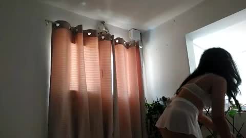 Snapshot of reneyy chatting on May 25, 2026, 10:43 am reneyy online show from May 25, 2026, 10:43 am