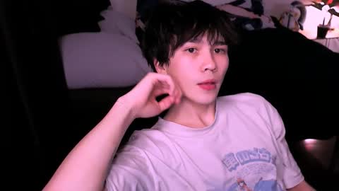 rennuts online show from November 16, 2025, 2:44 pm