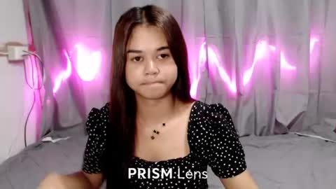 Snapshot of rennygurl chatting on July 13, 2026, 4:10 pm rennygurl online show from July 13, 2026, 4:10 pm