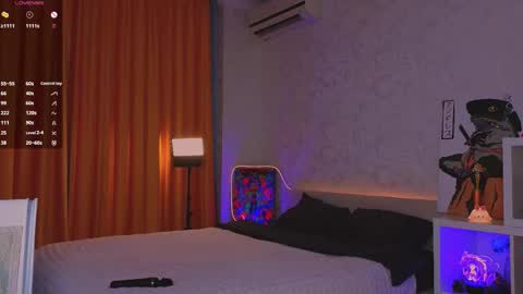 Snapshot of renochka chatting on January 19, 2026, 5:55 am renochka online show from January 19, 2026, 5:55 am