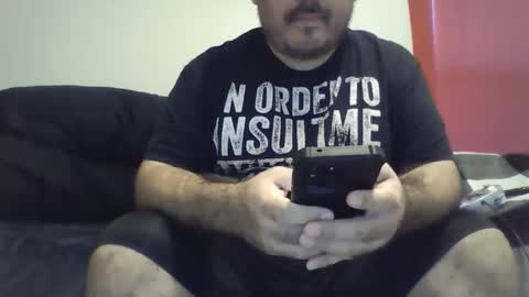 Snapshot of renz187 chatting on December 14, 2025, 10:03 pm Renz online show from December 14, 2025, 10:03 pm