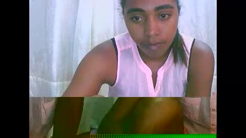 Snapshot of rephaleta chatting on December 16, 2024, 7:26 am Rephaleta online show from December 16, 2024, 7:26 am