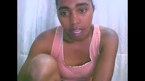 Snapshot of rephaleta chatting on December 18, 2024, 6:53 am Rephaleta online show from December 18, 2024, 6:53 am