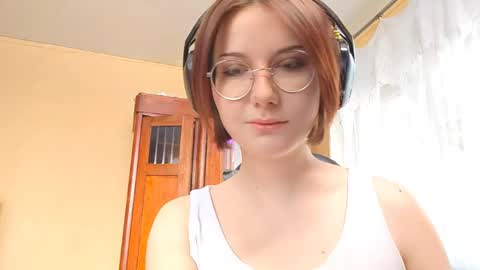 Snapshot of retaroessler chatting on April 4, 2026, 7:17 am Sofia online show from April 4, 2026, 7:17 am