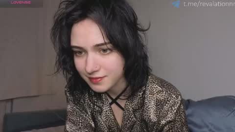Snapshot of revalation_ chatting on March 22, 2026, 4:32 pm Ewiwi online show from March 22, 2026, 4:32 pm