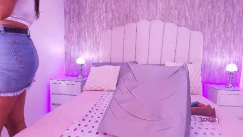 Snapshot of reven_lilith chatting on February 10, 2026, 3:10 am REVEN online show from February 10, 2026, 3:10 am