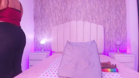 Snapshot of reven_lilith chatting on February 19, 2026, 3:02 am REVEN online show from February 19, 2026, 3:02 am