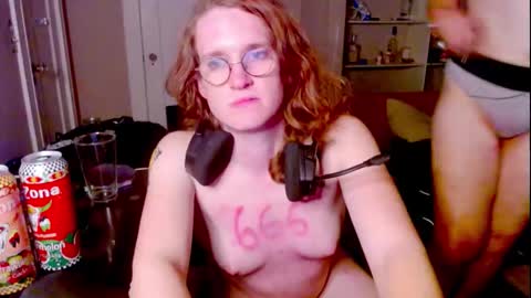 Snapshot of rewpert_ts chatting on November 1, 2025, 6:59 am rewpert_ts online show from November 1, 2025, 6:59 am