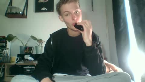 reynhardt online show from July 3, 2026, 9:59 am