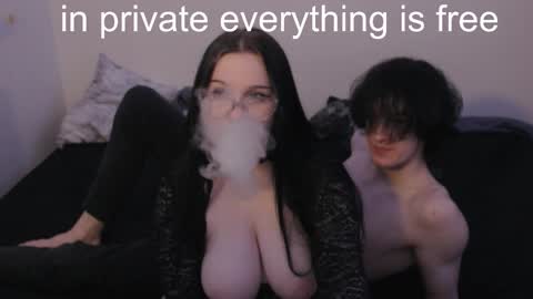 Snapshot of reyreyclub chatting on February 8, 2025, 2:49 pm reyreyclub online show from February 8, 2025, 2:49 pm