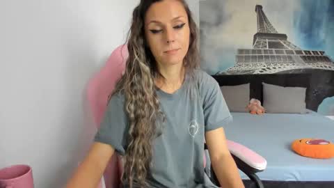 rheaetthan online show from November 15, 2025, 11:51 am